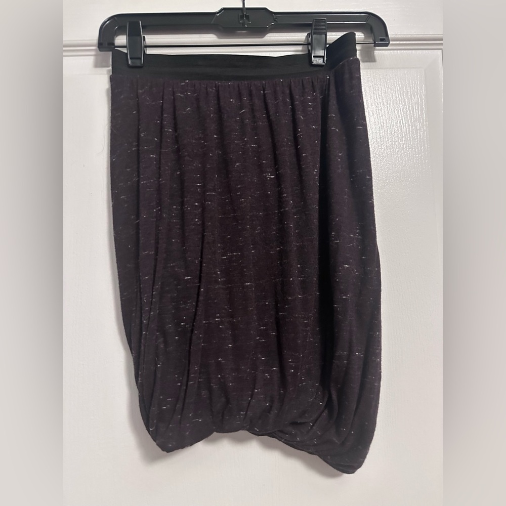 Deep maroon speckled mini skirt